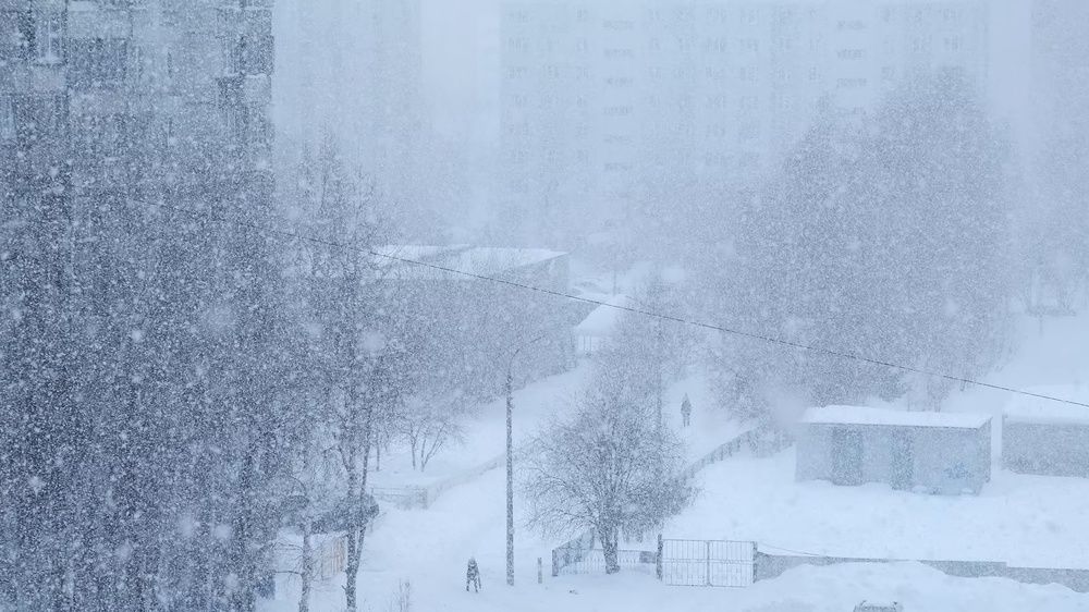 В Сибири крепчают морозы и не прекращаются снегопа
